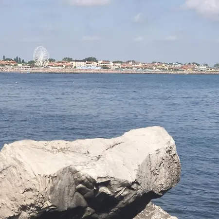 Bed & Breakfast Ensileva 4*