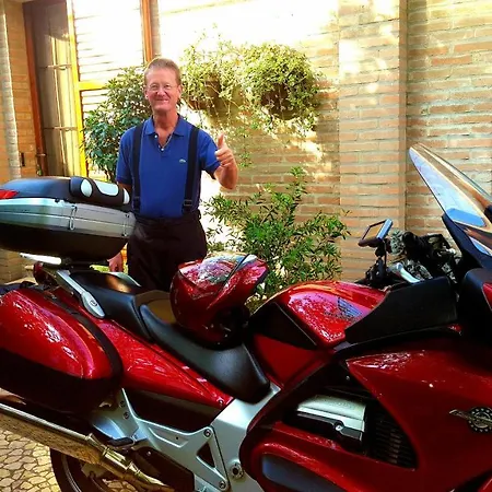 Ensileva Bed & Breakfast 4*