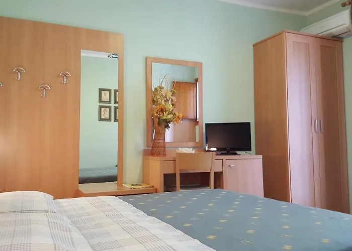 Ensileva Bed & Breakfast 4*